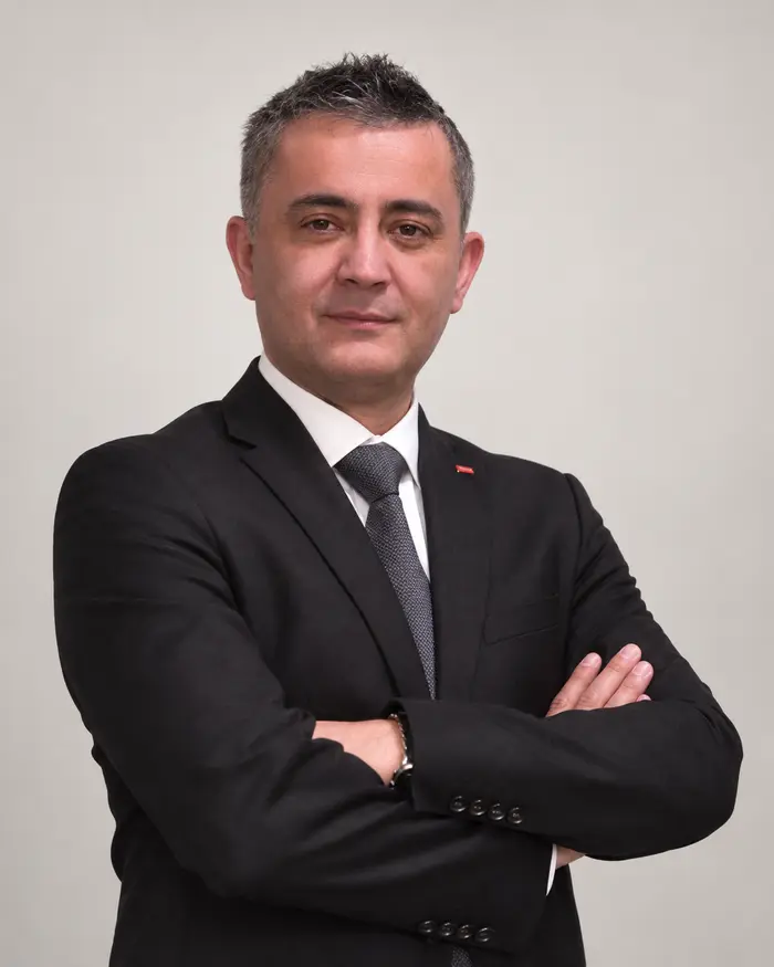 Büro Ekibi Selim Sabancı
